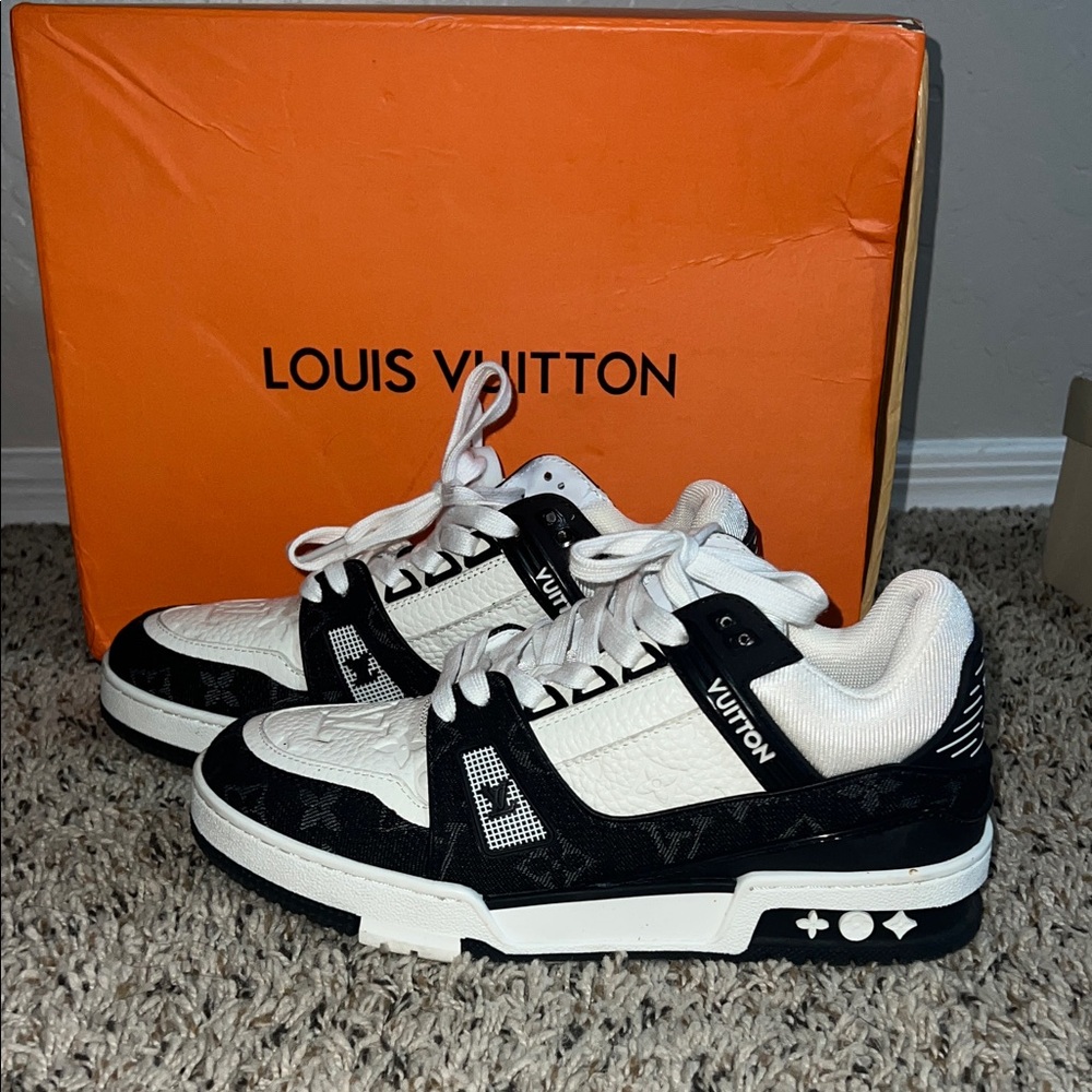 Louis Vuitton Monochrome Women’s Sneakers